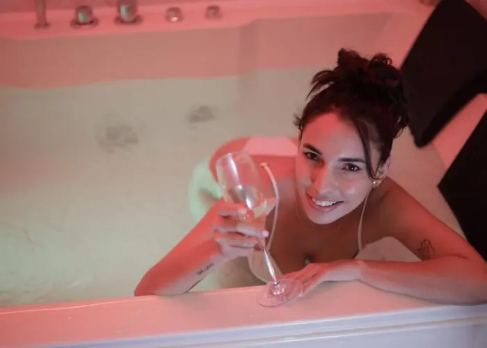 Grecale & 4* רנדה