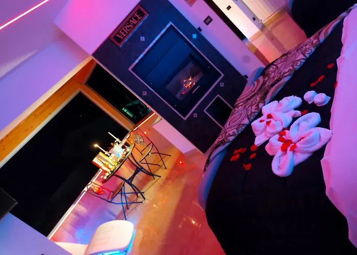 לינה וארוחת בוקר Grecale & 4*