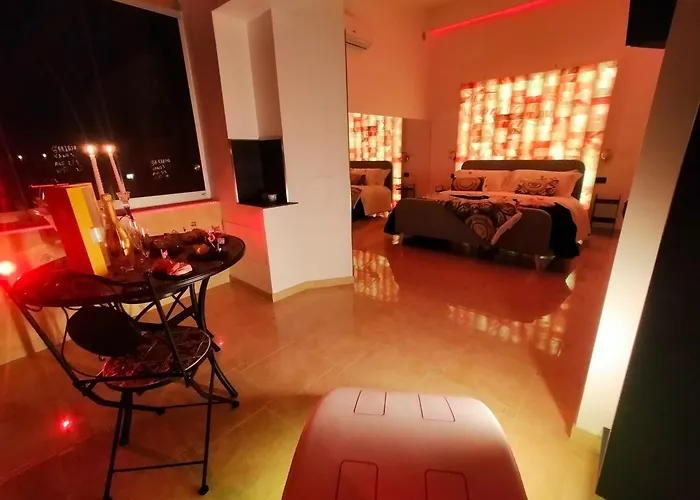 Grecale & לינה וארוחת בוקר רנדה