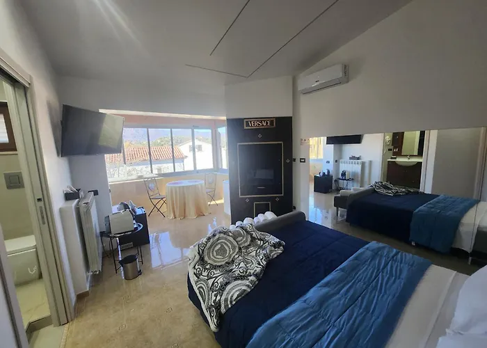 Grecale & לינה וארוחת בוקר 4*