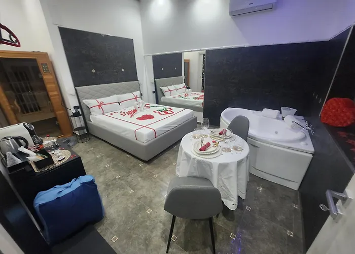 Grecale & לינה וארוחת בוקר